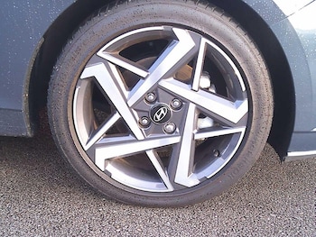 Used Hyundai i20 2024 for sale - 76855843: Photo