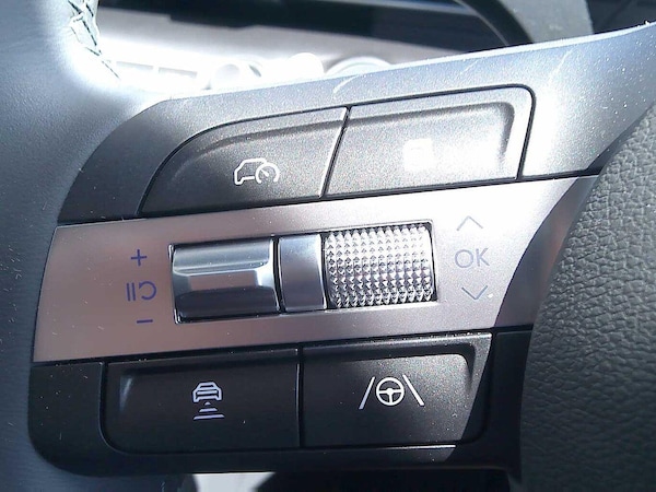 Used Hyundai KONA 2024 for sale - 75825838: Photo 16