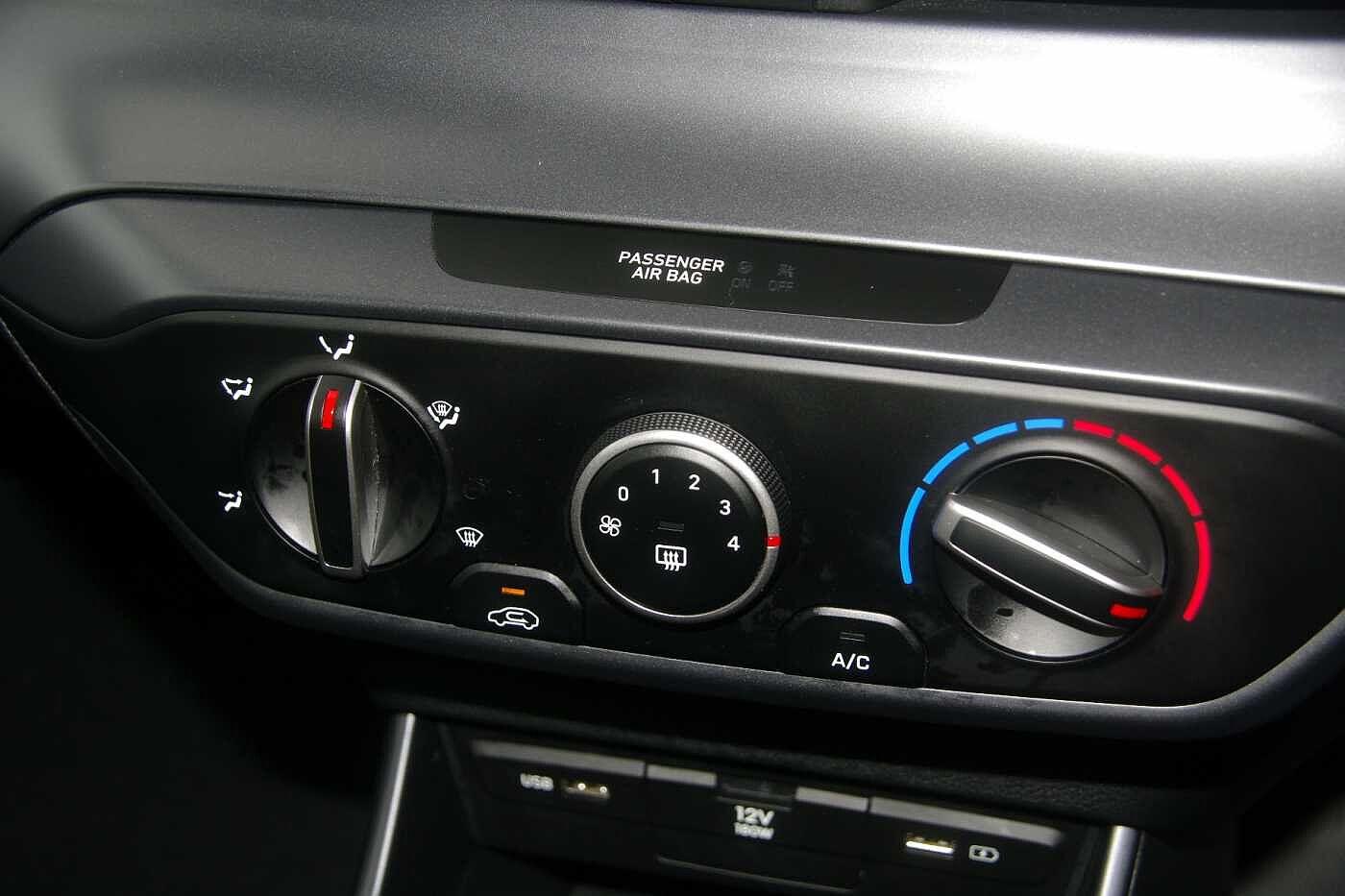 Used Hyundai i20 2021 for sale - 76898864: Photo 15