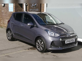 2019 (68) - 1.2 Premium SE 5 Door