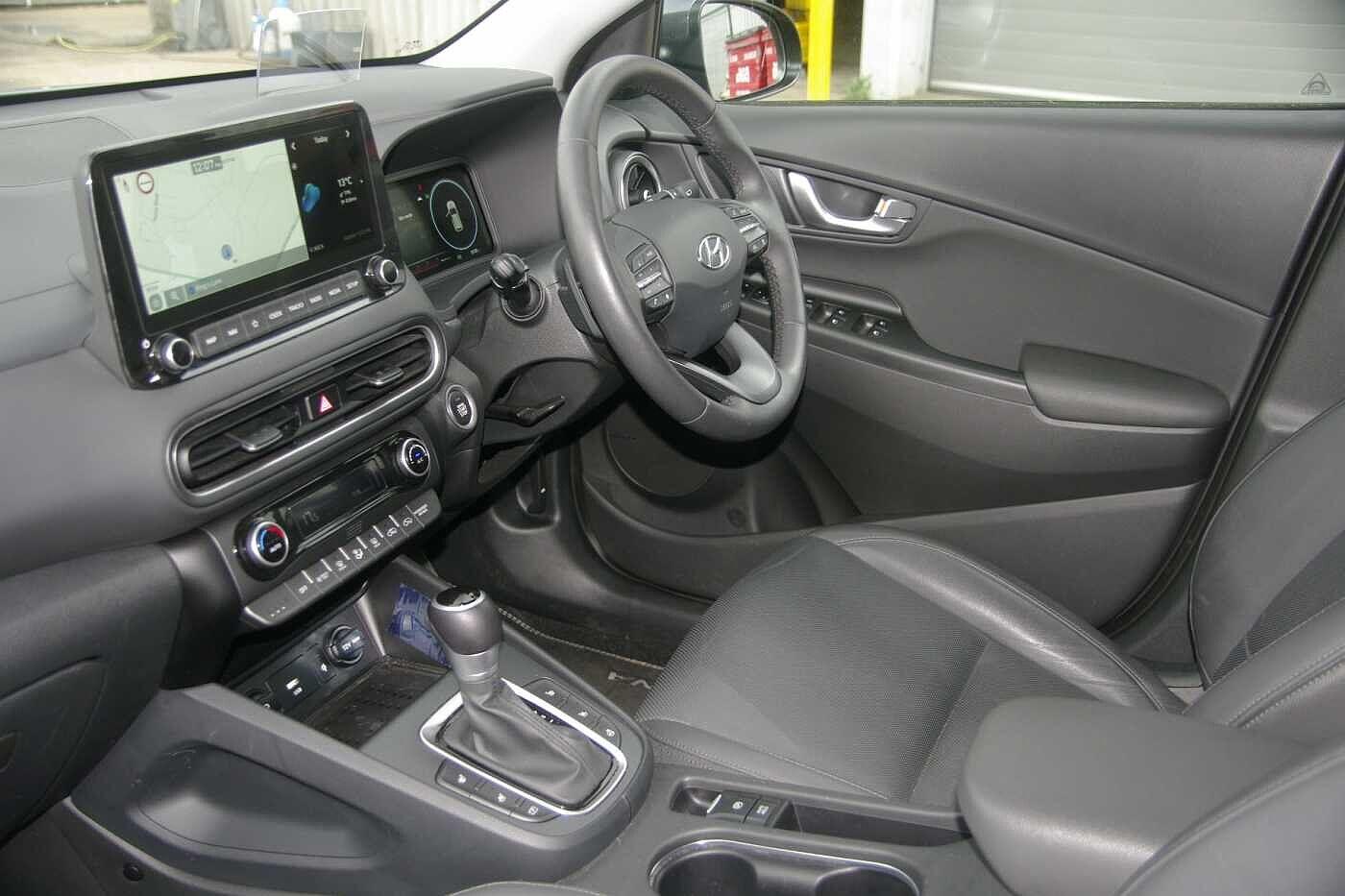 Used Hyundai KONA 2021 for sale - 76855836: Photo 2