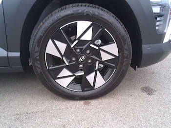 Used Hyundai KONA 2025 for sale - 76511822: Photo