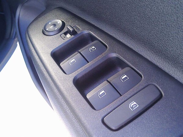Used Hyundai i10 2020 for sale - 76083820: Photo 11