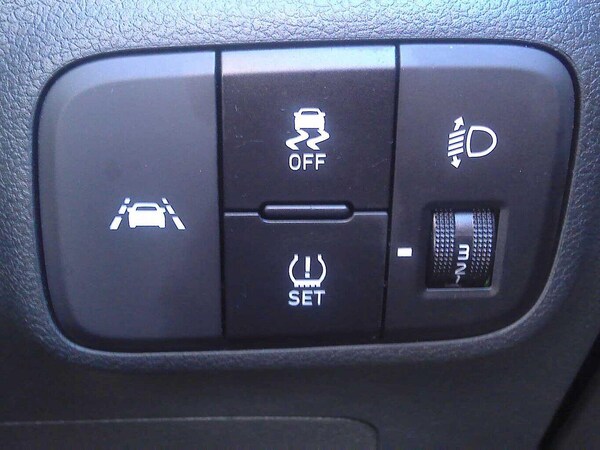 Used Hyundai i10 2020 for sale - 76083820: Photo 12