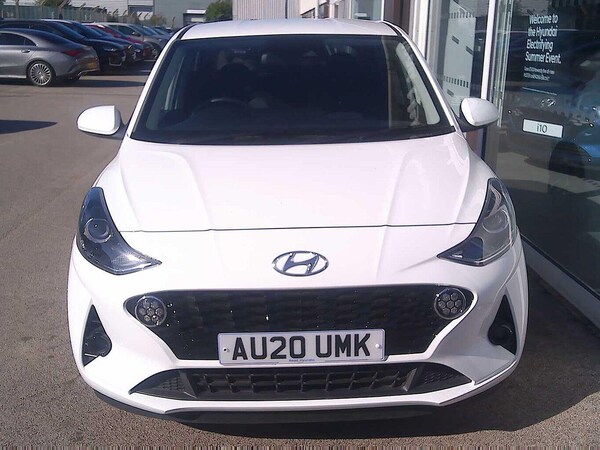 Used Hyundai i10 2020 for sale - 76083820: Photo 2