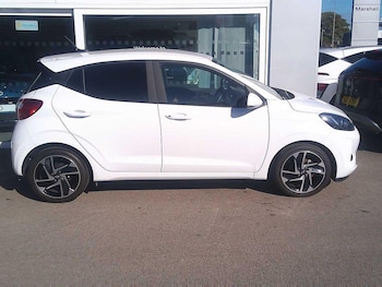Used Hyundai i10 2020 for sale - 76083820: Photo 4