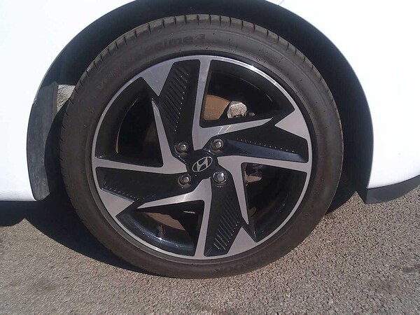 Used Hyundai i10 2020 for sale - 76083820: Photo 5