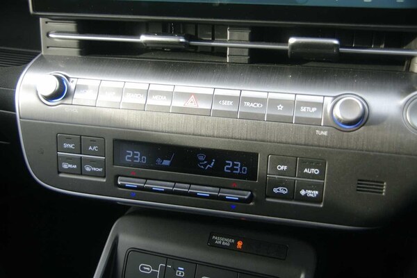 Used Hyundai KONA 2023 for sale - 75826039: Photo 13