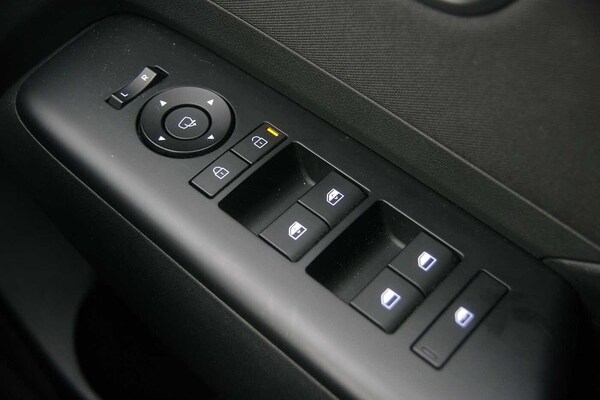 Used Hyundai KONA 2023 for sale - 75826039: Photo 16