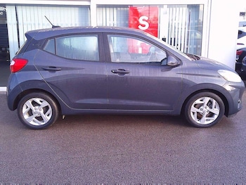 Used Hyundai i10 2022 for sale - 76993499: Photo