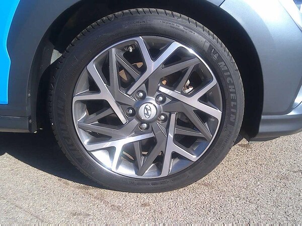 Used Hyundai KONA 2021 for sale - 76152919: Photo 4