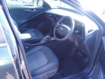 Used Kia Niro 2023 for sale - 75825819: Photo