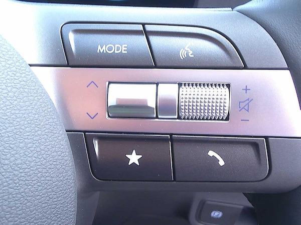 Used Hyundai KONA 2025 for sale - 75825739: Photo 16