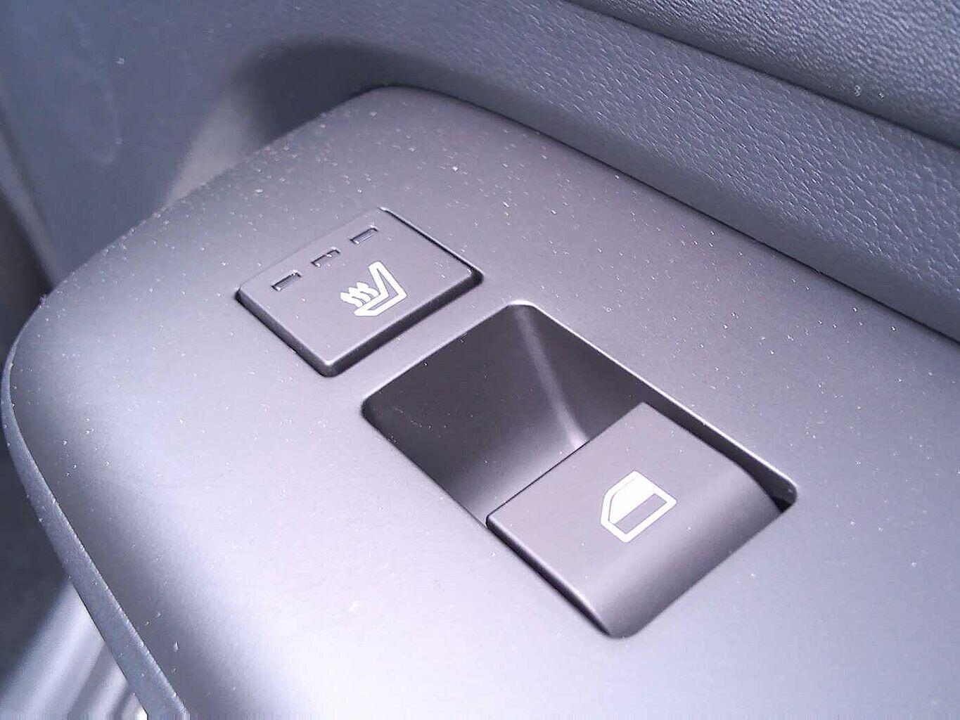 Used Hyundai KONA 2025 for sale - 76513171: Photo 12