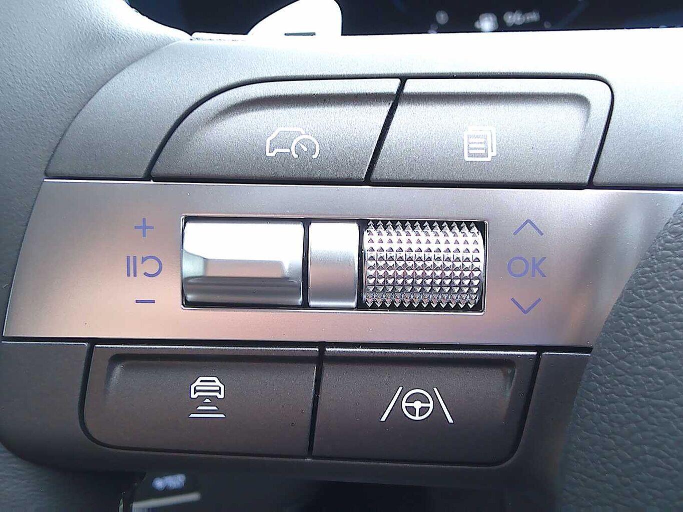 Used Hyundai KONA 2025 for sale - 76513171: Photo 17