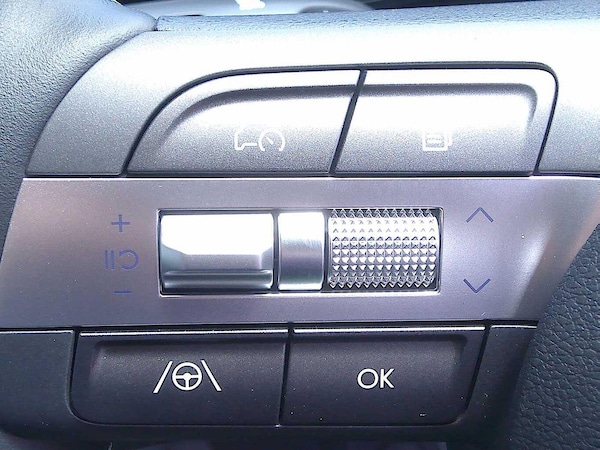 Used Hyundai KONA 2025 for sale - 75825921: Photo 12