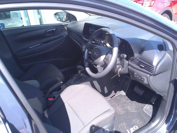 Used Hyundai i20 2025 for sale - 75825685: Photo 3