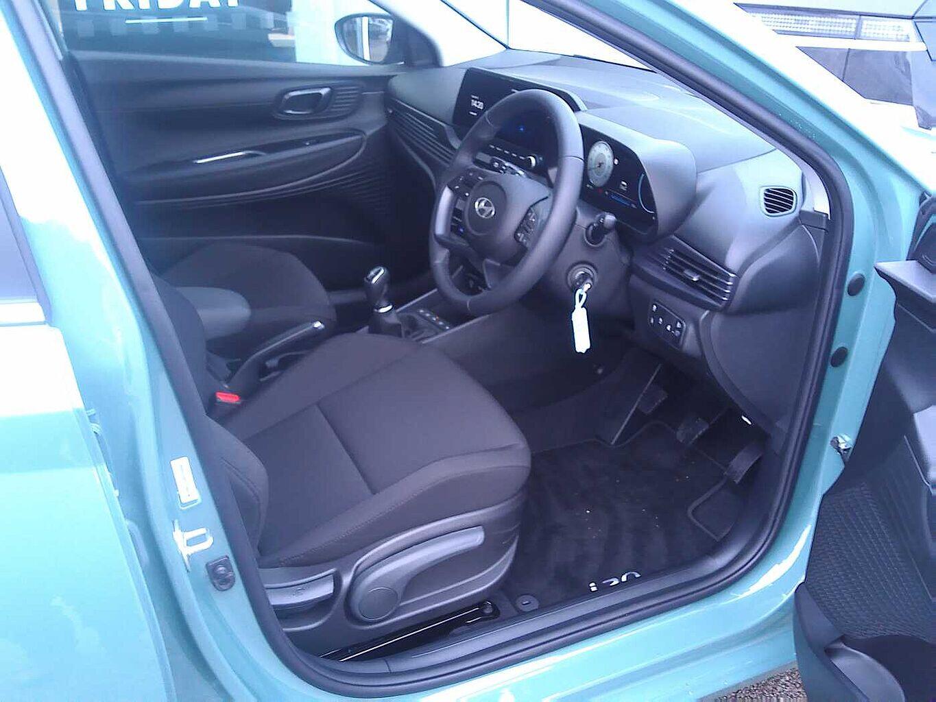 Used Hyundai i20 2025 for sale - 76511910: Photo 3