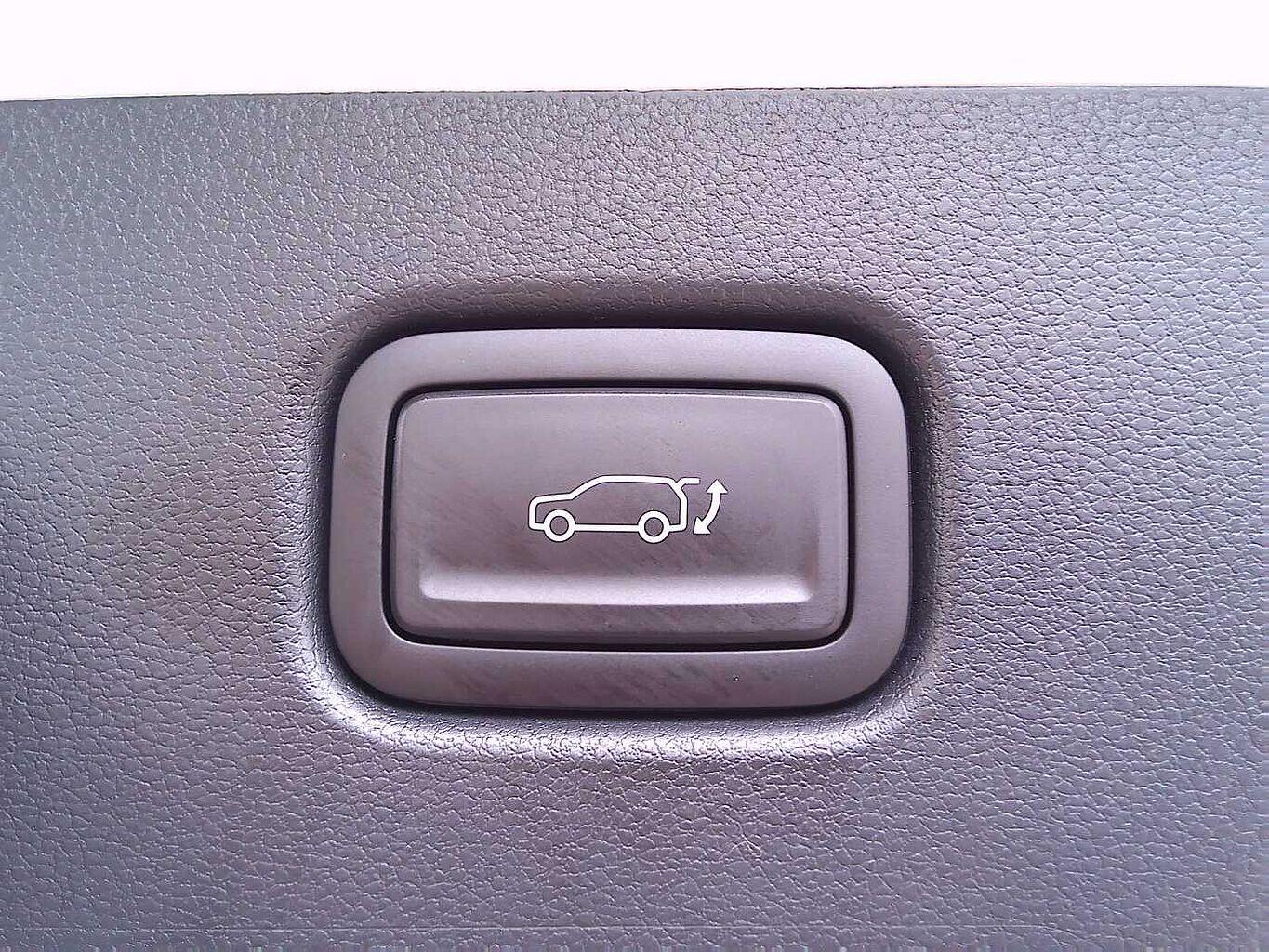 Used Hyundai KONA 2025 for sale - 76511977: Photo 7