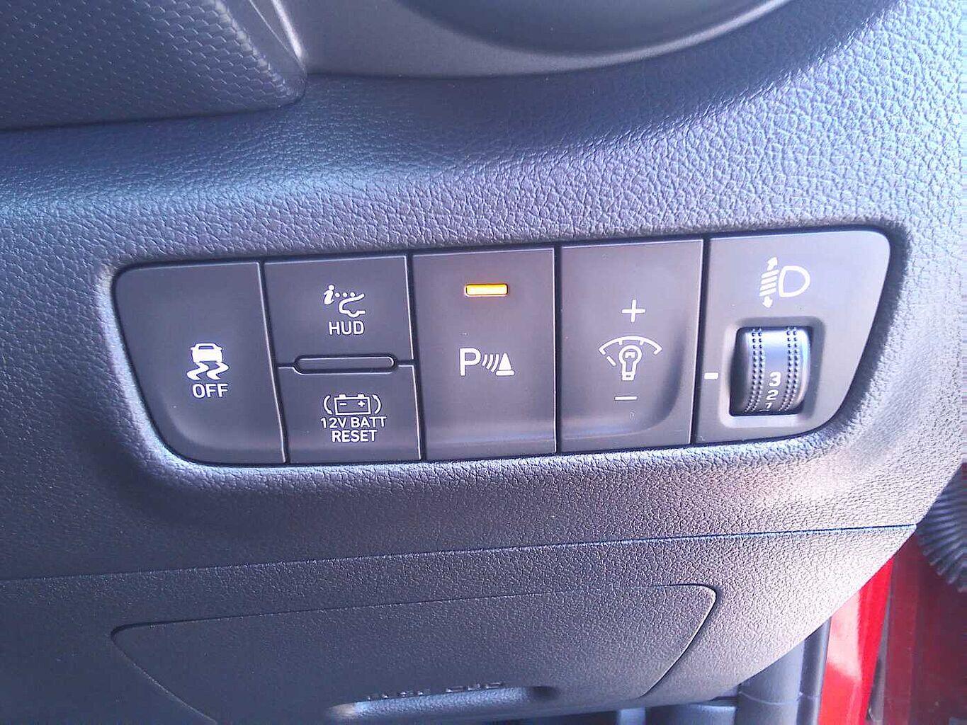 Used Hyundai KONA 2021 for sale - 75866816: Photo 8