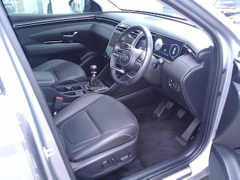 Used Hyundai TUCSON 2024 for sale - 76012701: Photo 3