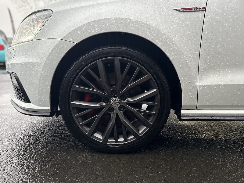 Used Volkswagen Polo 2017 for sale - 76748915: Photo 14