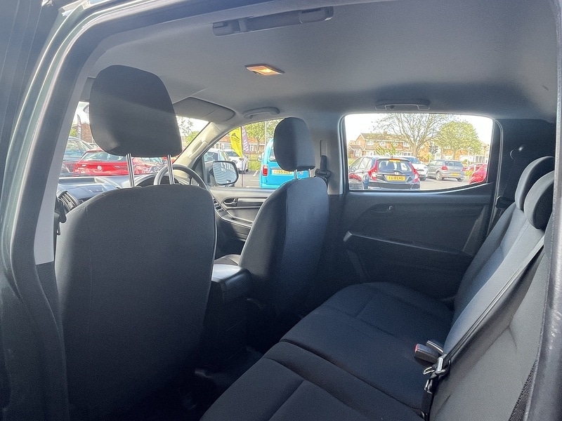 Used Isuzu D-Max 2015 for sale - 77118236: Photo 11