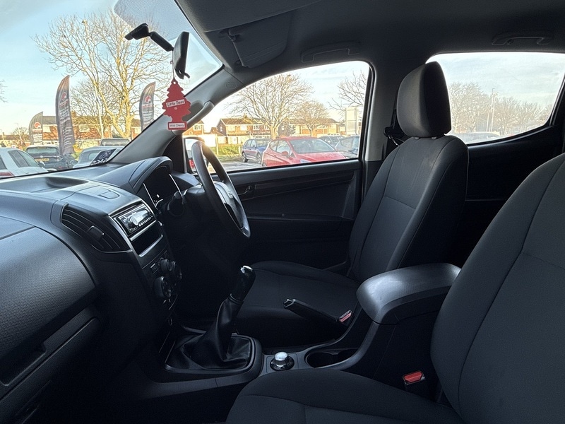 Used Isuzu D-Max 2015 for sale - 77118236: Photo 17