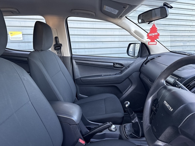 Used Isuzu D-Max 2015 for sale - 77118236: Photo 21