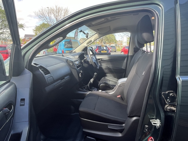 Used Isuzu D-Max 2015 for sale - 77118236: Photo 59