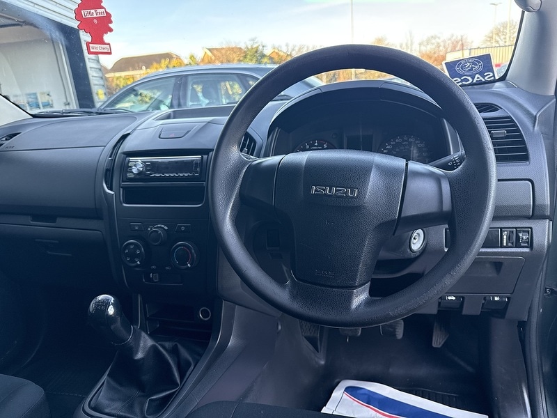 Used Isuzu D-Max 2015 for sale - 77118236: Photo 9