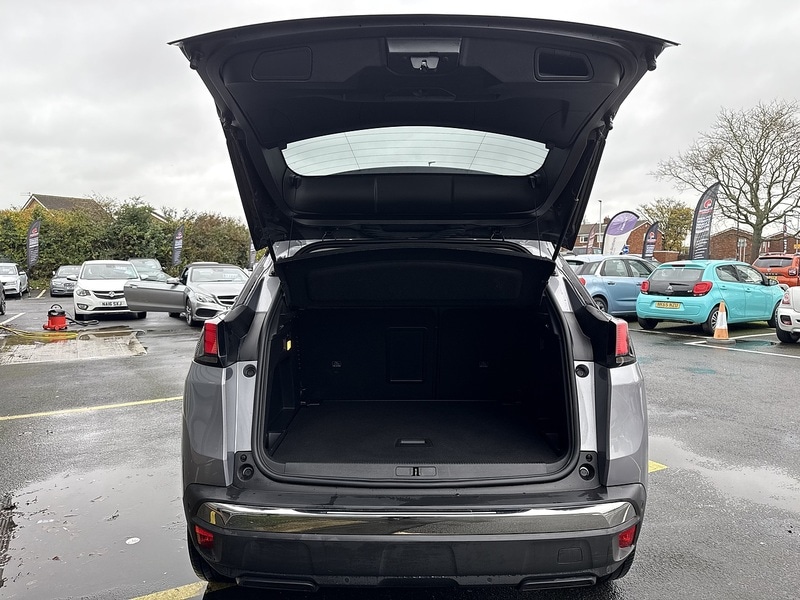 Used Peugeot 3008 2020 for sale - 76627027: Photo 51