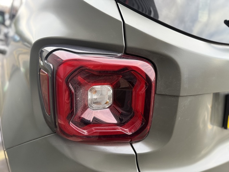 Used Jeep Renegade 2019 for sale - 77716165: Photo 52