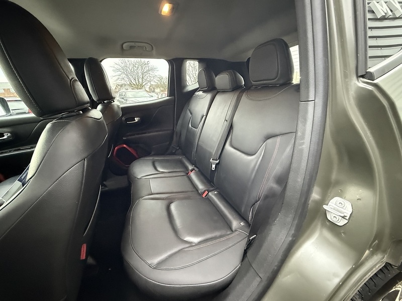 Used Jeep Renegade 2019 for sale - 77716165: Photo 60