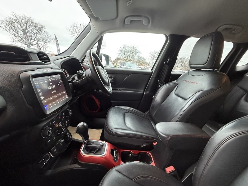 Used Jeep Renegade 2019 for sale - 77716165: Photo 8