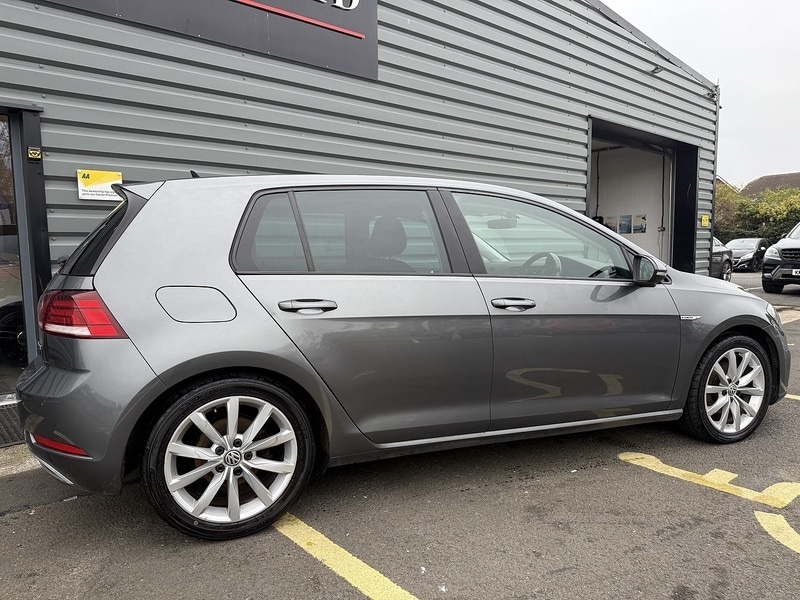 Used Volkswagen Golf 2019 for sale - 77264099: Photo 26
