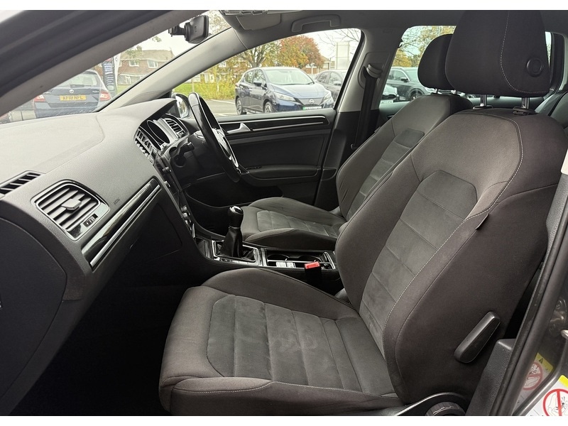 Used Volkswagen Golf 2019 for sale - 76627014: Photo 42