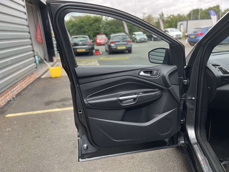 Used Ford Kuga 2019 for sale - 76626998: Photo 38