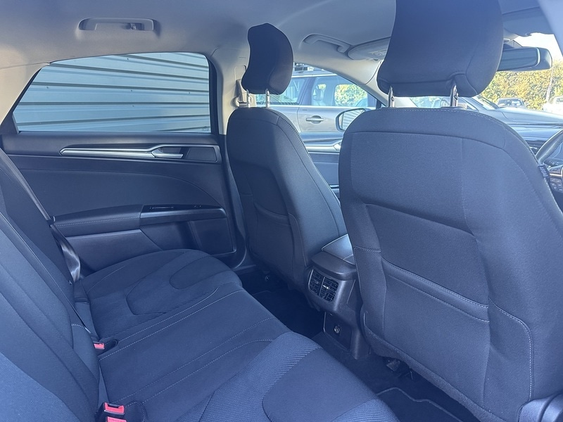 Used Ford Mondeo 2016 for sale - 76627029: Photo 17