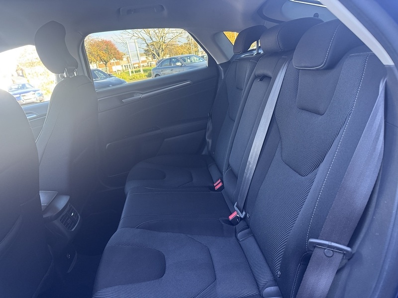 Used Ford Mondeo 2016 for sale - 76627029: Photo 27