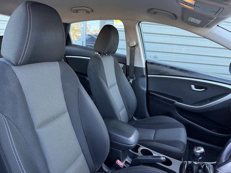 Used Hyundai i30 2014 for sale - 76627012: Photo 49