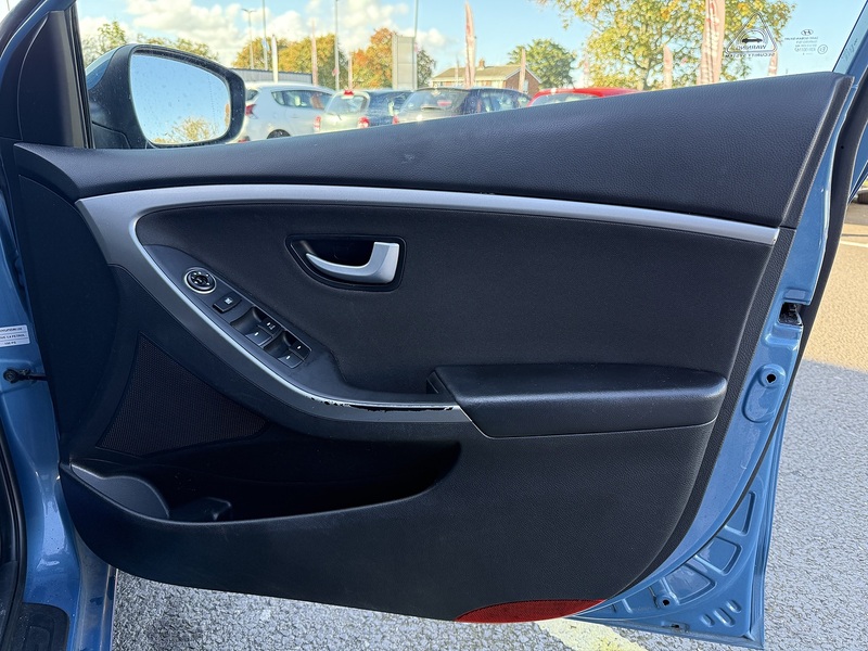 Used Hyundai i30 2014 for sale - 76627012: Photo 5