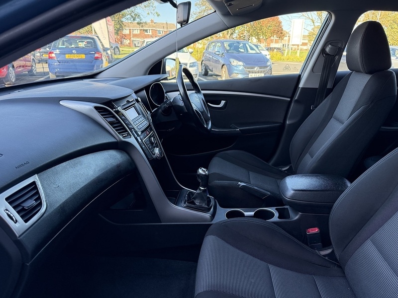 Used Hyundai i30 2014 for sale - 76627012: Photo 61