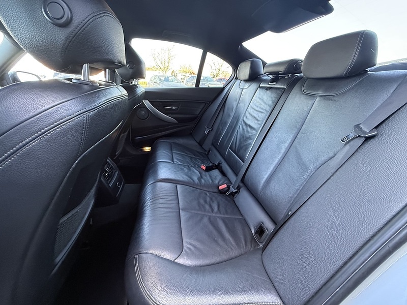 Used BMW 3 Series 2018 for sale - 77461191: Photo 17