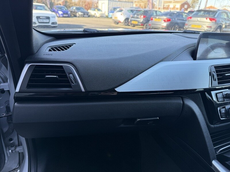 Used BMW 3 Series 2018 for sale - 77461191: Photo 20