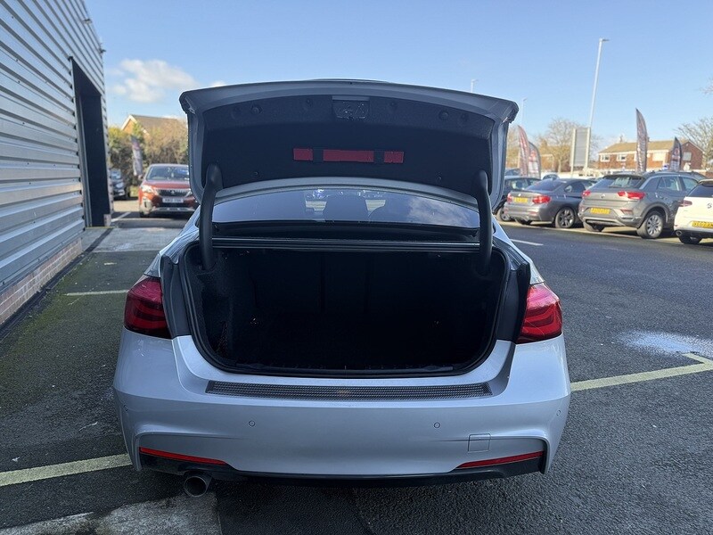 Used BMW 3 Series 2018 for sale - 77461191: Photo 43