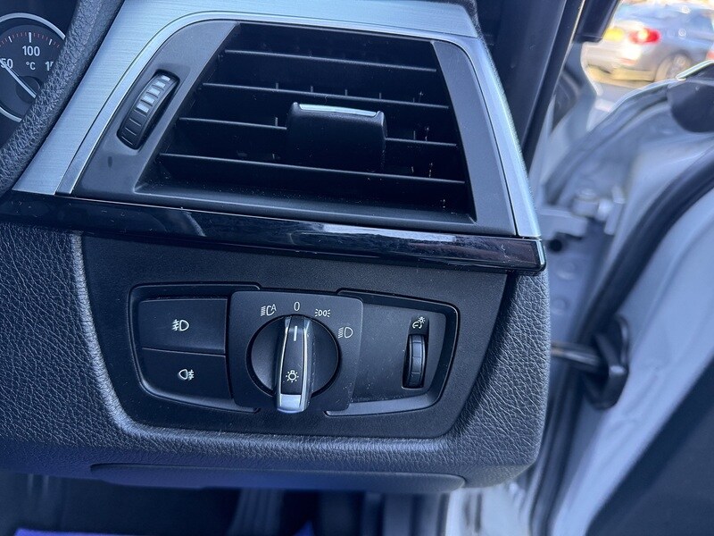 Used BMW 3 Series 2018 for sale - 77461191: Photo 60