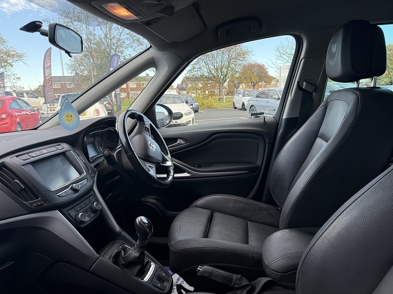 Used Vauxhall Zafira 2018 for sale - 77974524: Photo 23