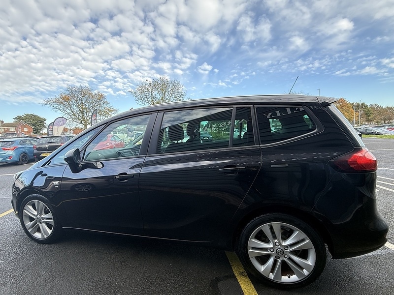 Used Vauxhall Zafira 2018 for sale - 77974524: Photo 24