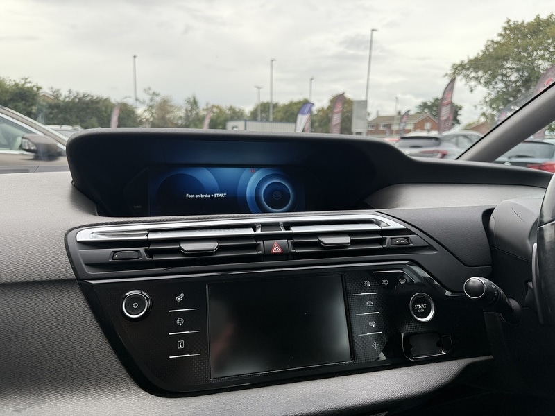 Used Citroen C4 Picasso 2015 for sale - 76627005: Photo 3